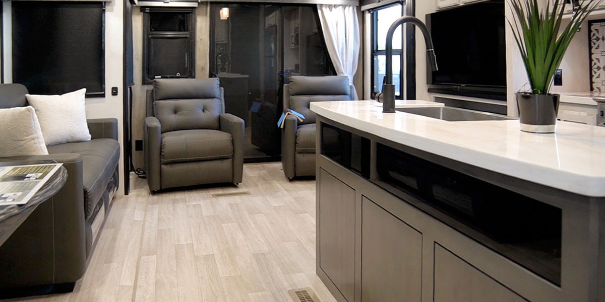 2023 KZ RV Durango Gold G358RPQ Fifth Wheel Quick Tour Video