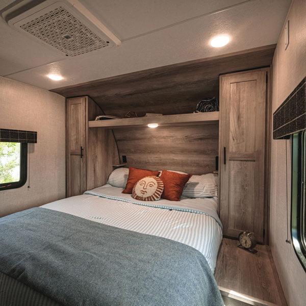 2024 KZ RV Sportsmen SE 261BHKSE Travel Trailer Bedroom